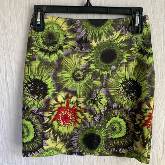 Trippy Floral Mini Pencil Skirt Womens Size S - Picture 2 of 5